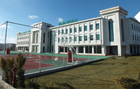 Kemerburgaz Doğa Koleji